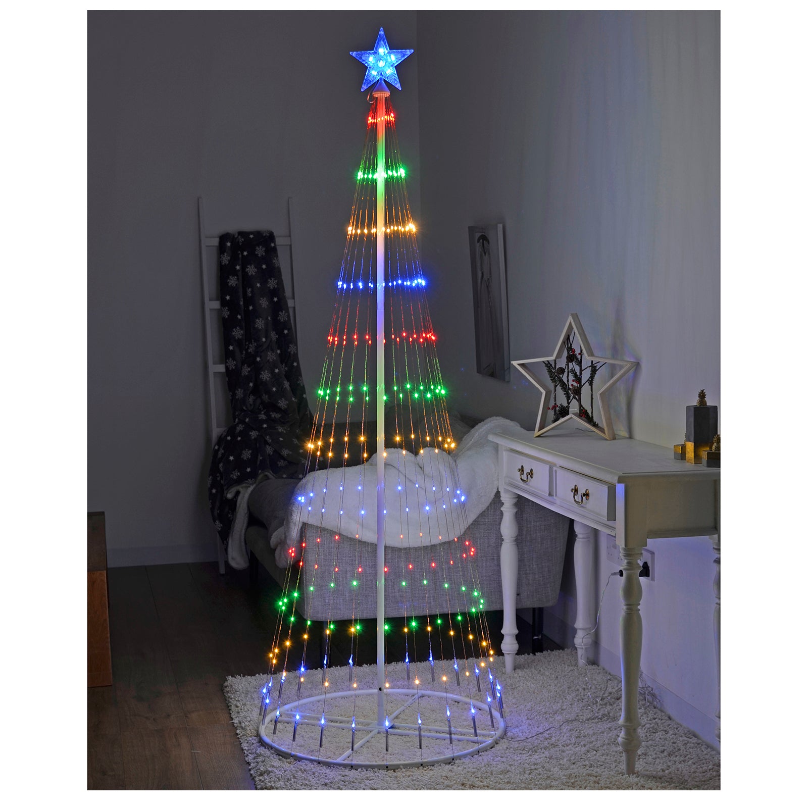 Outdoor led deals christmas trees