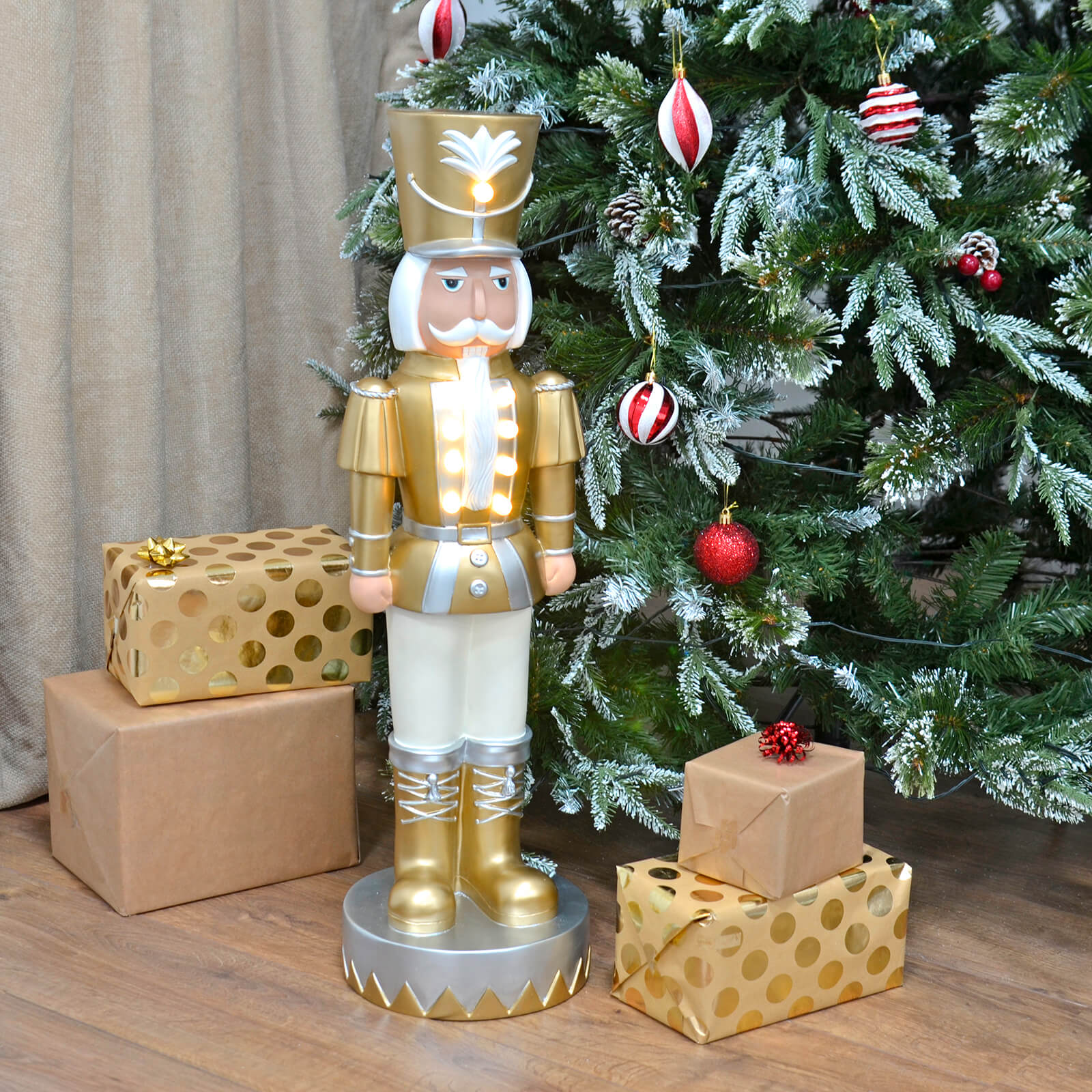 Large nutcracker soldier clearance uk