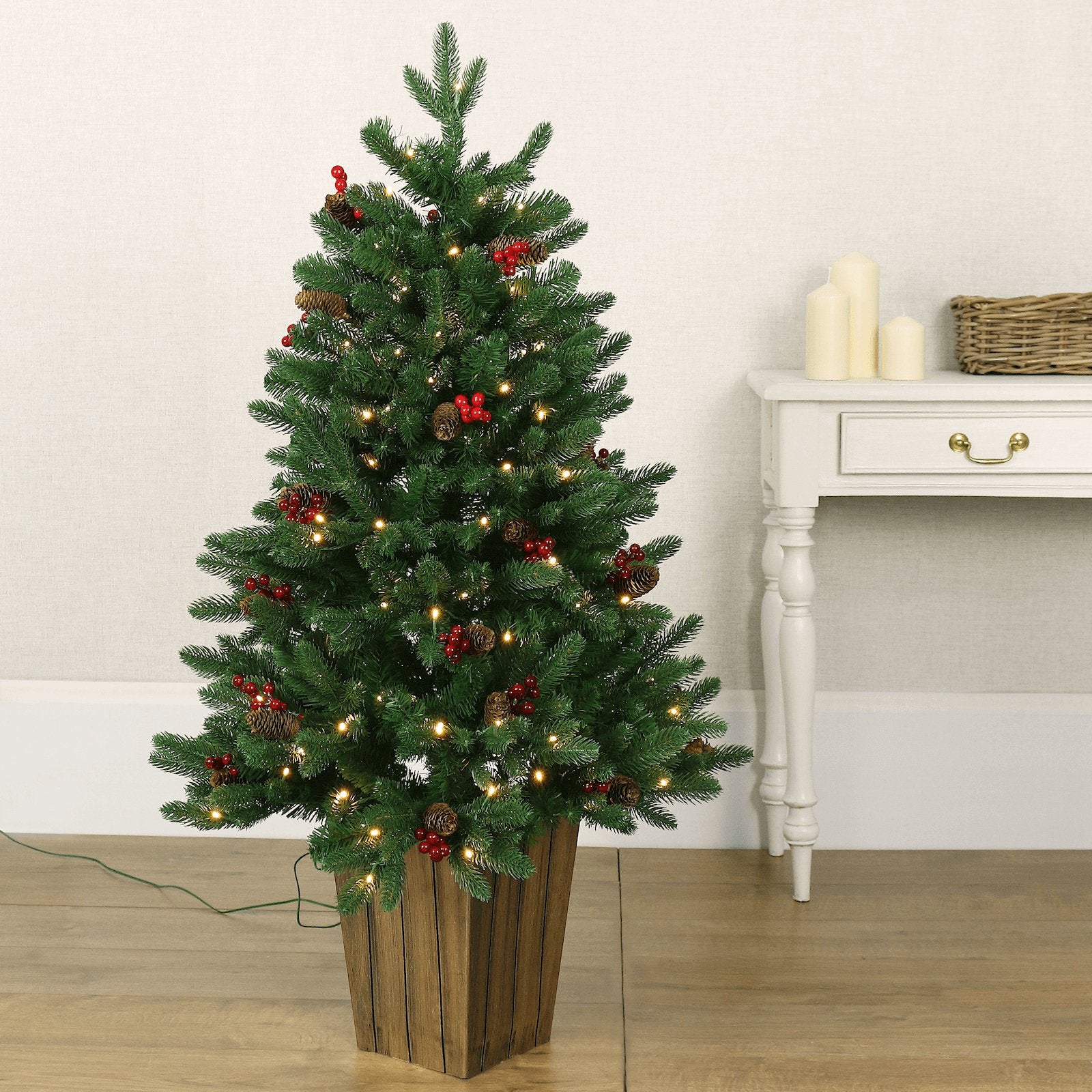 4ft pre lit christmas outlet tree